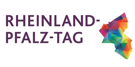 Zu sehen ist ein lila Schriftzug "Rheinland-Pfalz-Tag" und ein bunter Umriss von Rheinland-Pfalz